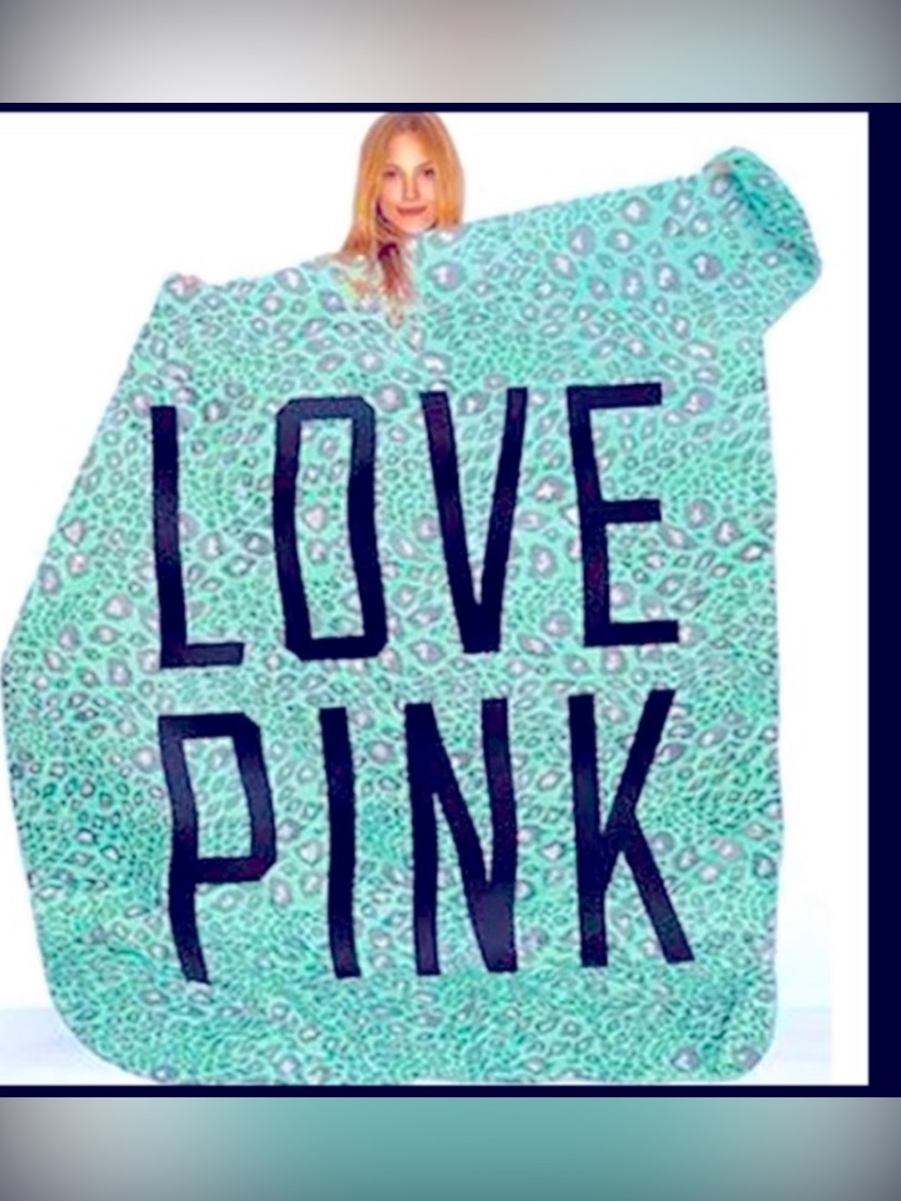 PINK VS Super RARE Mint Leopard Animal Print
Stadium Blanket
